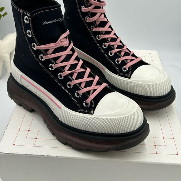Men’s Alexander, McQueen tread slick boots size 44 made in Italy main image 8